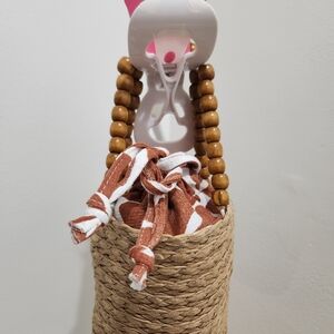 Woven Straw Bag with Wooden Beads Drop 4.5"- Length 6"- Width 6.5"